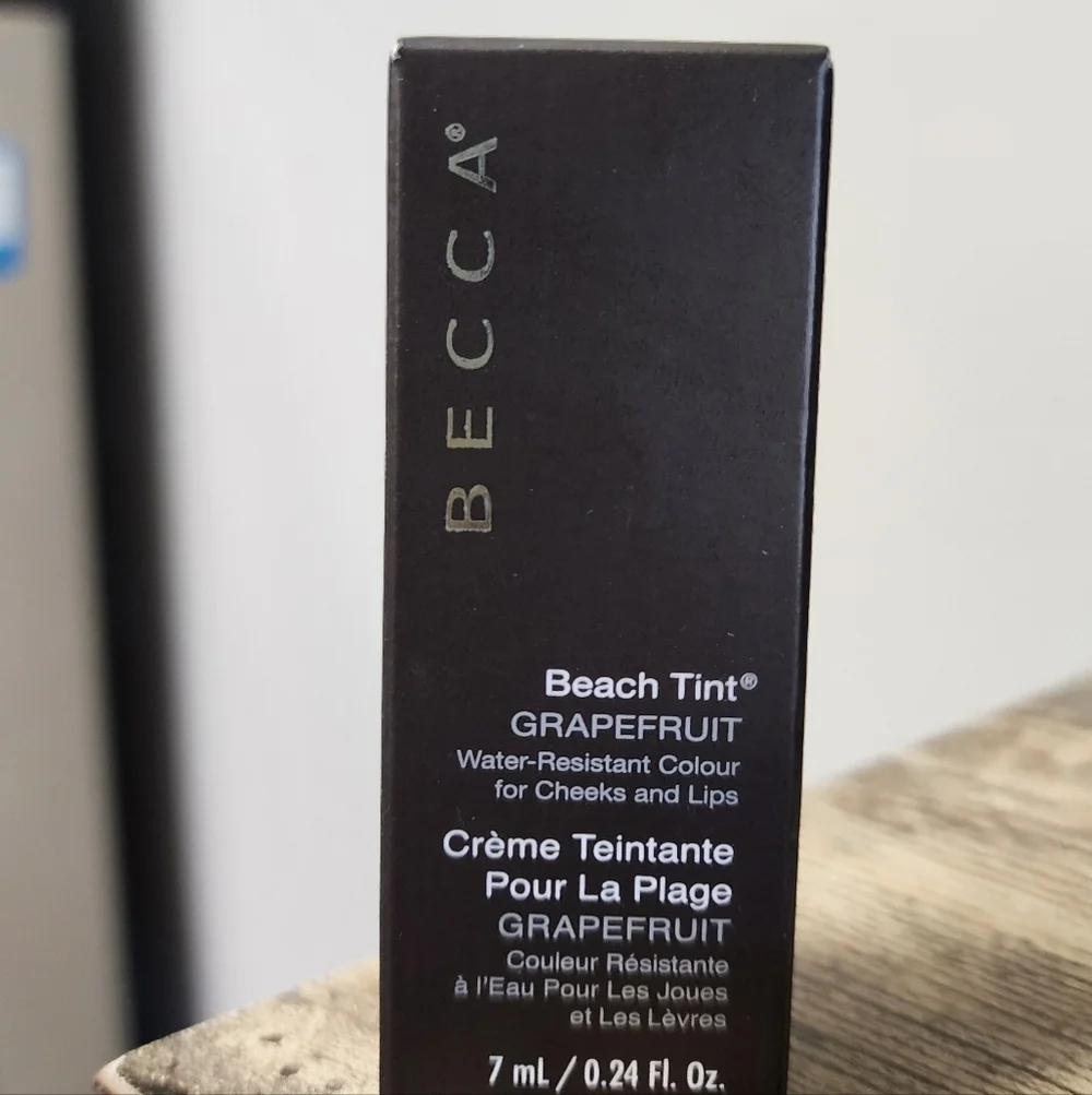 BECCA Beach Tint Grapefruit Pink For Lips And Cheeks New Water Resistant